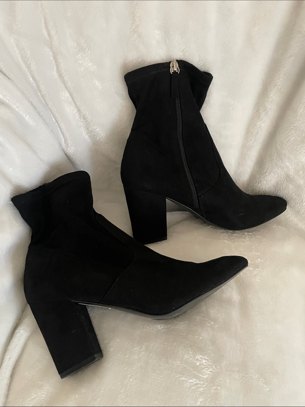 Steve Madden Black Suede Pointed Toe Block Heel Ankle Boots